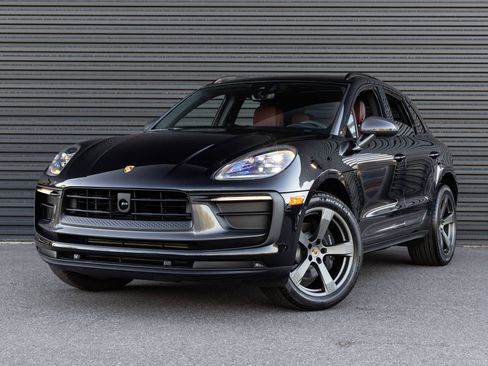 New 2025 Porsche Macan Turbo image 1