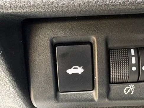Used 2023 Subaru Legacy Limited AWD/4WD image 18