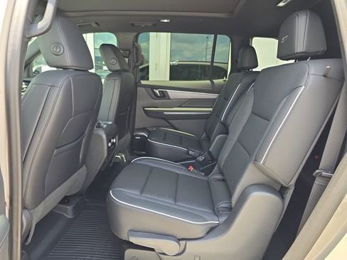 New 2026 Buick Enclave Sport Touring w/ Power Package FWD image 15