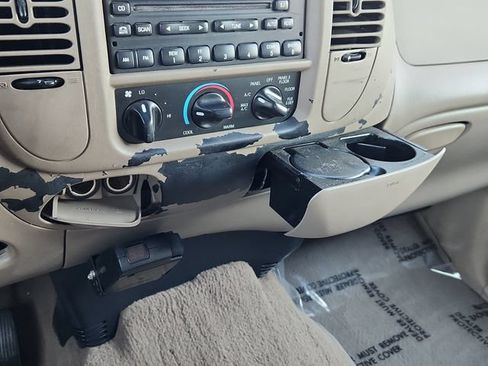 Used 2002 Ford F150 King Ranch RWD image 39