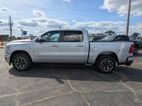 New 2026 RAM 1500 Laramie AWD/4WD image 7