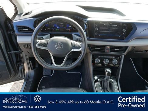 Used 2023 Volkswagen Taos SE w/ Panoramic Sunroof Package AWD/4WD image 21