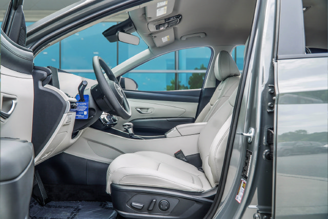 New 2026 Hyundai Tucson SEL Plus FWD image 15
