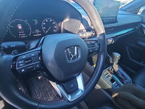 Used 2023 Honda CR-V Sport Touring image 5