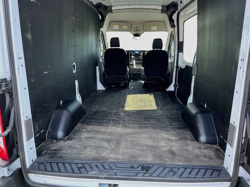 Used 2023 Ford Transit 250 Medium Roof AWD image 24