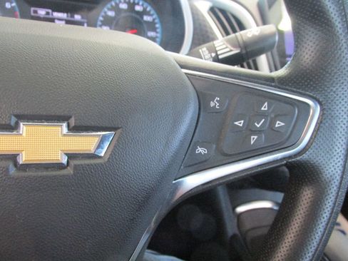 Used 2024 Chevrolet Malibu LT image 17