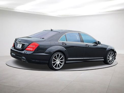 Used 2011 Mercedes-Benz S 550 image 7