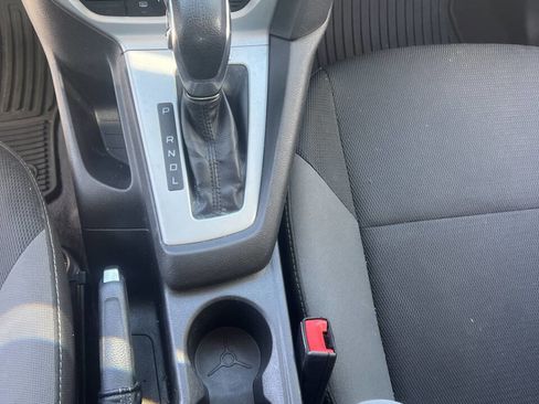 Used 2014 Ford Focus SE FWD image 15