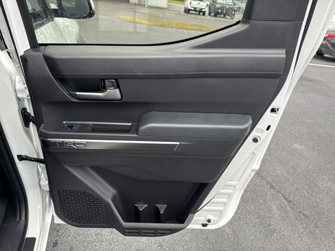 New 2025 Toyota Tacoma TRD Off-Road image 31