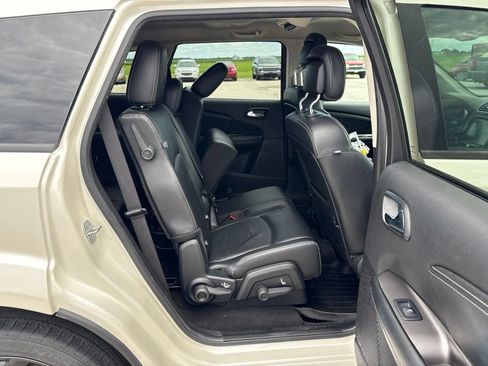 Used 2018 Dodge Journey Crossroad w/ Popular Equipment Group FWD image 13