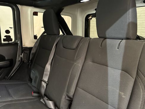 Used 2020 Jeep Wrangler Unlimited Sport S AWD/4WD image 9