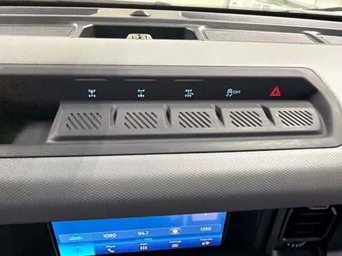 Used 2023 Ford Bronco Big Bend w/ Sasquatch Package AWD/4WD image 37