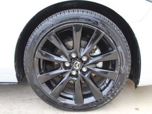 Certified 2024 MAZDA MAZDA3 s image 11