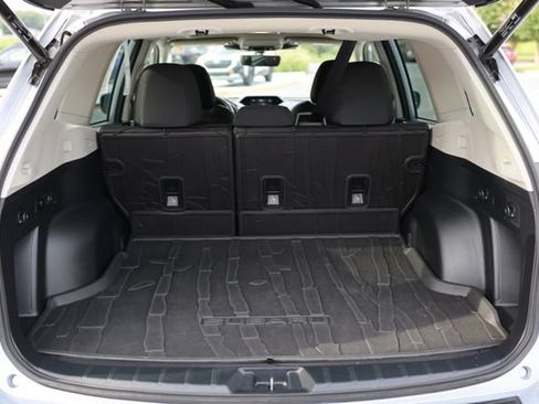 Certified 2023 Subaru Forester Premium AWD/4WD image 9