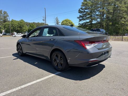 Certified 2023 Hyundai Elantra Blue w/ Cargo Package FWD image 11