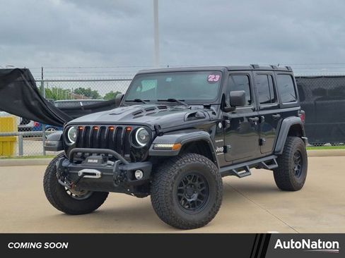 Used 2023 Jeep Wrangler Unlimited Sahara AWD/4WD image 1