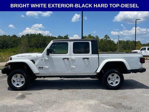 Used 2021 Jeep Gladiator Sport AWD/4WD image 5