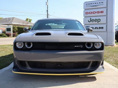 Used 2023 Dodge Challenger SRT Hellcat Widebody image 5