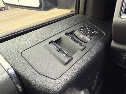 Used 2015 Ford F150 XLT w/ Equipment Group 302A Luxury image 22