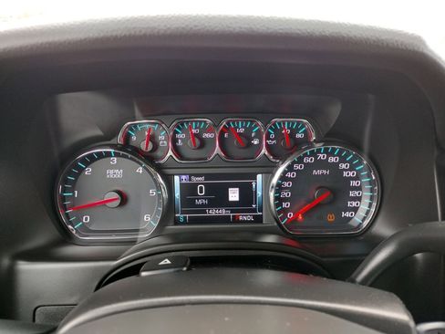 Used 2019 Chevrolet Suburban LT image 20