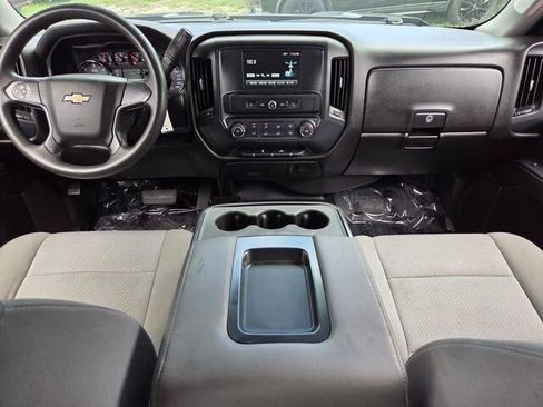 Used 2018 Chevrolet Silverado 1500 Custom AWD/4WD image 15