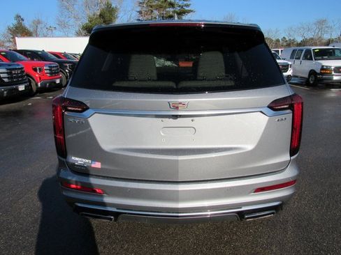 Used 2024 Cadillac XT6 Premium Luxury w/ LPO, Floor Liner Package image 4
