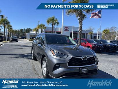 Used 2024 Toyota Highlander LE