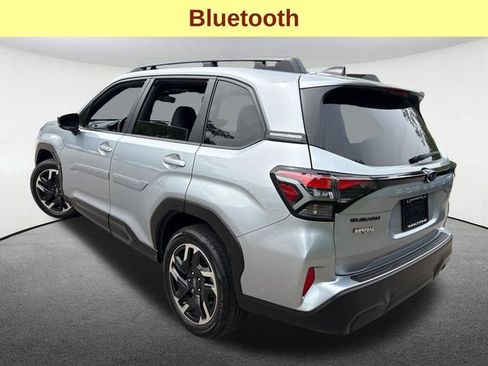 Used 2025 Subaru Forester Limited AWD/4WD image 10