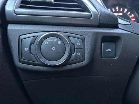 Used 2016 Ford Fusion S w/ Equipment Group 101A image 29