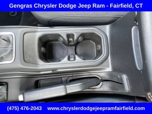 Certified 2025 Jeep Wrangler Unlimited Sahara w/ Safety Group AWD/4WD image 50