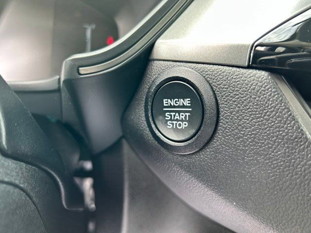 Used 2025 Ford Escape Active FWD image 20