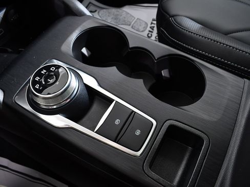 New 2025 Ford Escape SE w/ PHEV Premium Package image 32