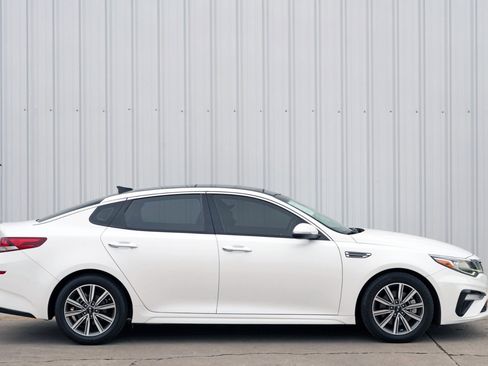 Used 2020 Kia Optima Premium image 53