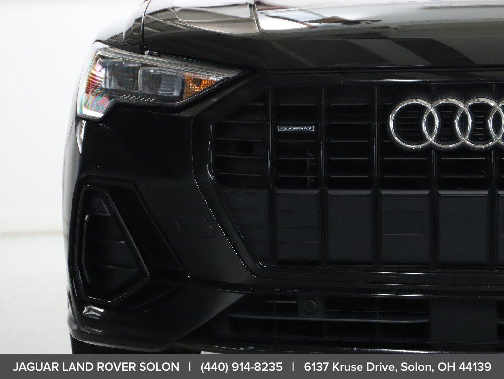 Used 2022 Audi Q3 2.0T Premium w/ Black Optic Sport Package AWD/4WD image 43