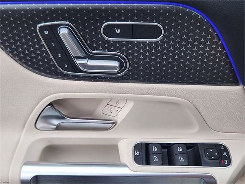 Certified 2026 Mercedes-Benz GLB 250 4MATIC image 11