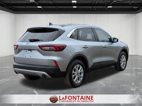 Used 2023 Ford Escape Active w/ Tech Pack #1 AWD/4WD image 5