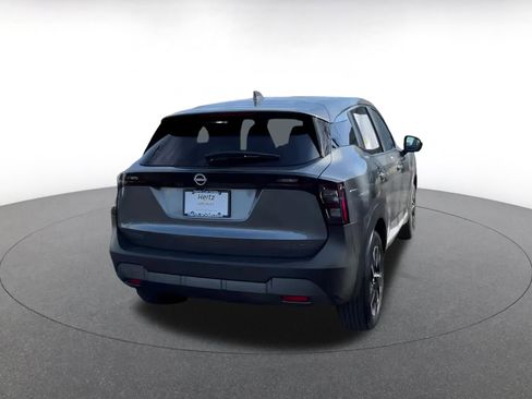 Used 2025 Nissan Kicks SV image 15