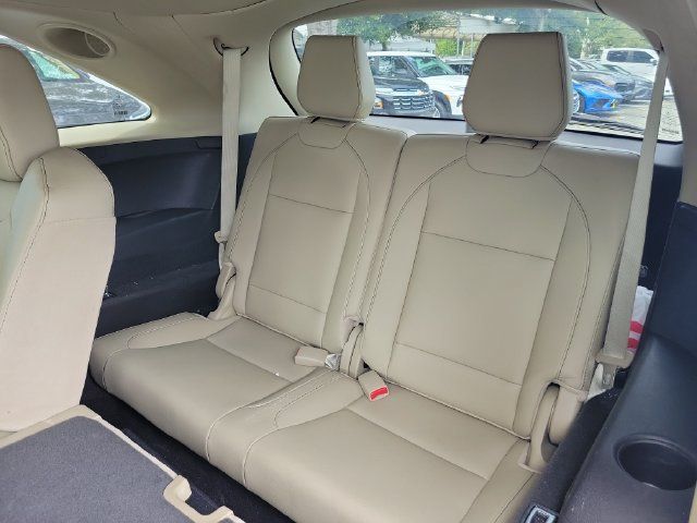 Used 2020 Acura MDX w/ Technology Package AWD/4WD image 16