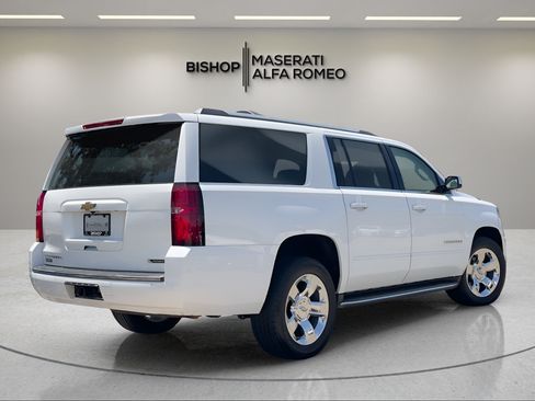 Used 2018 Chevrolet Suburban Premier AWD/4WD image 5