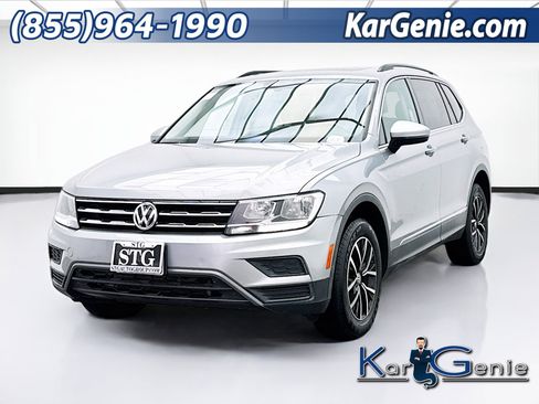 Used 2021 Volkswagen Tiguan SE image 1