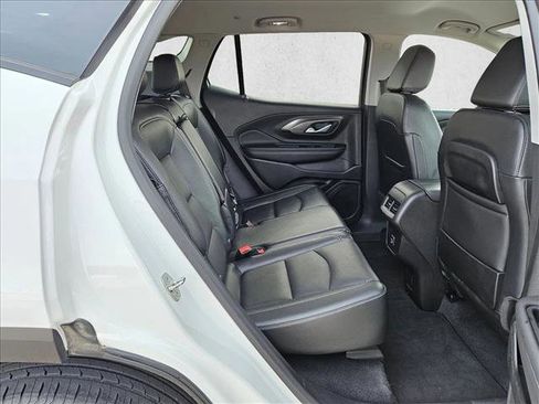 Used 2023 GMC Terrain SLT FWD image 19