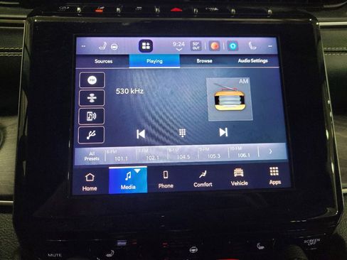 Used 2021 Jeep Grand Cherokee L Limited AWD/4WD image 25