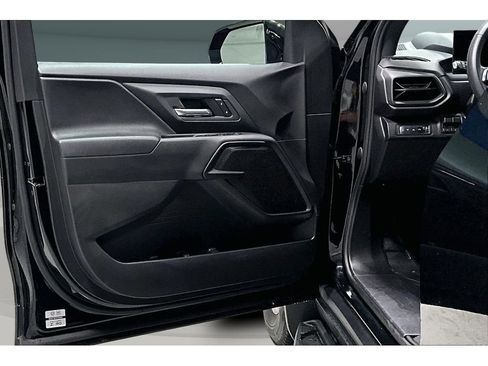 Used 2025 Chevrolet Silverado EV W/T image 23