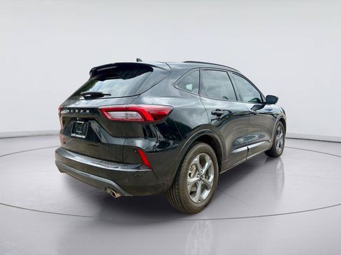Used 2023 Ford Escape ST-Line w/ Tech Pack #1 FWD image 3