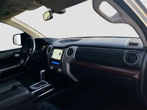 Used 2021 Toyota Tundra Limited w/ Limited Premium Package image 27