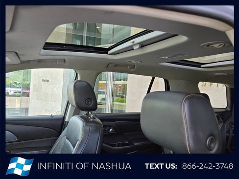 Used 2019 Chevrolet Traverse Premier w/ Redline Edition AWD/4WD image 7