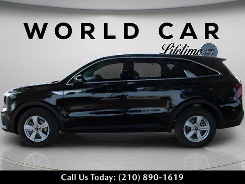 New 2026 Kia Sorento LX image 4