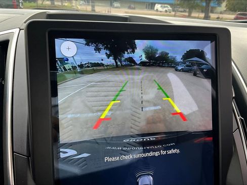 Used 2024 Ford Edge Titanium image 26