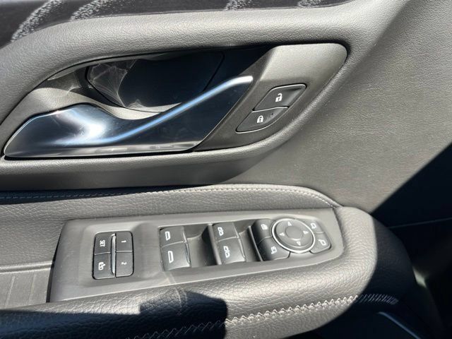 Used 2023 GMC Yukon Denali AWD/4WD image 21