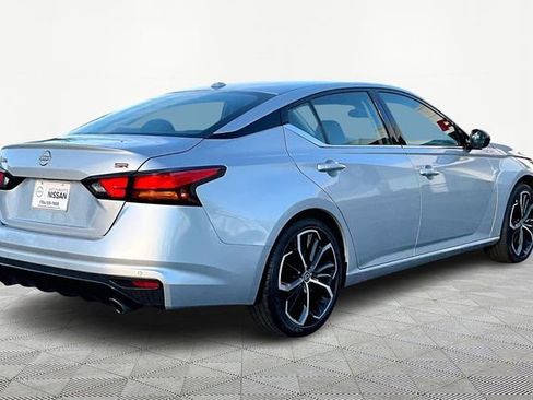 Used 2024 Nissan Altima 2.5 SR image 5